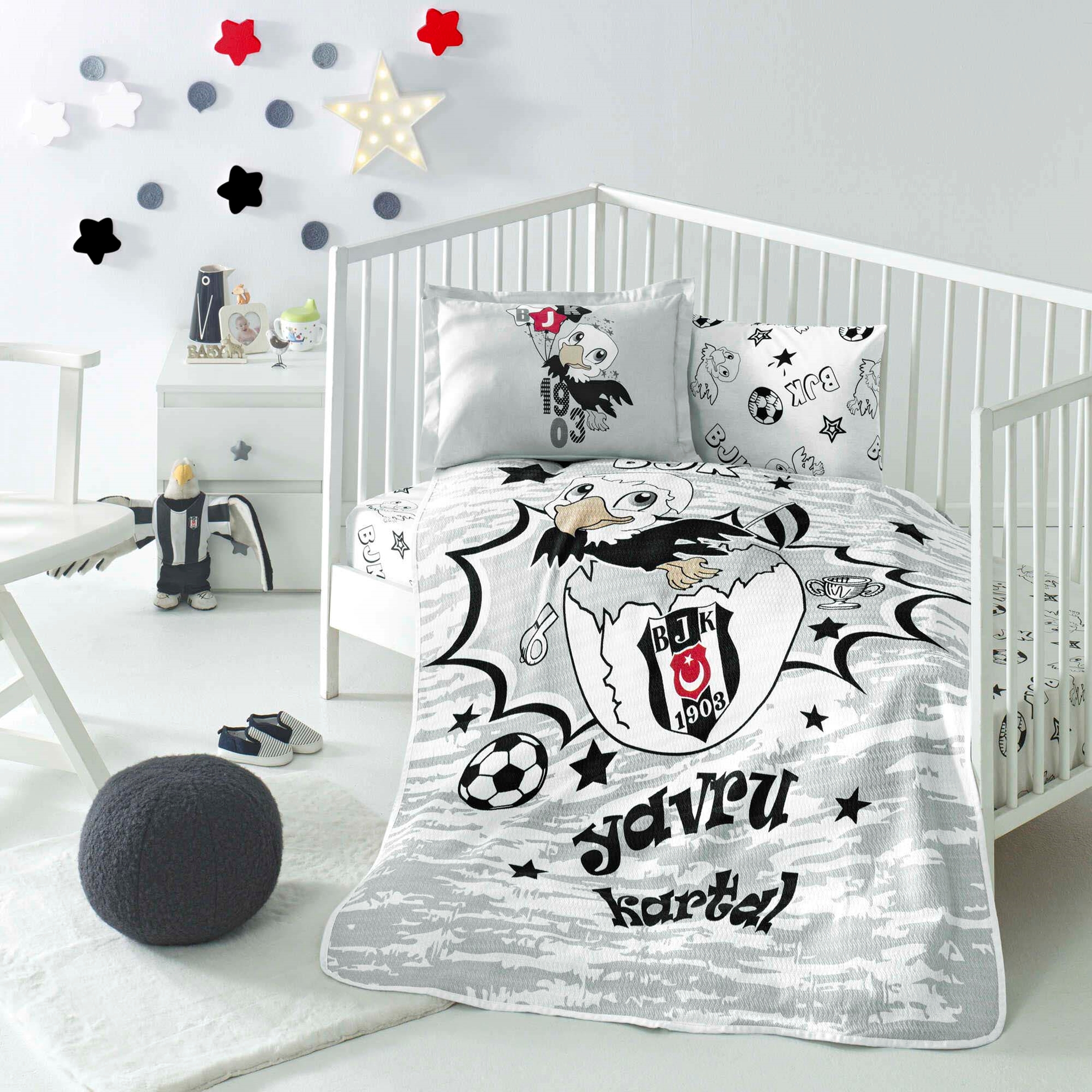 resm Taç Beşiktaş Kartal Bebek Pike Takımı