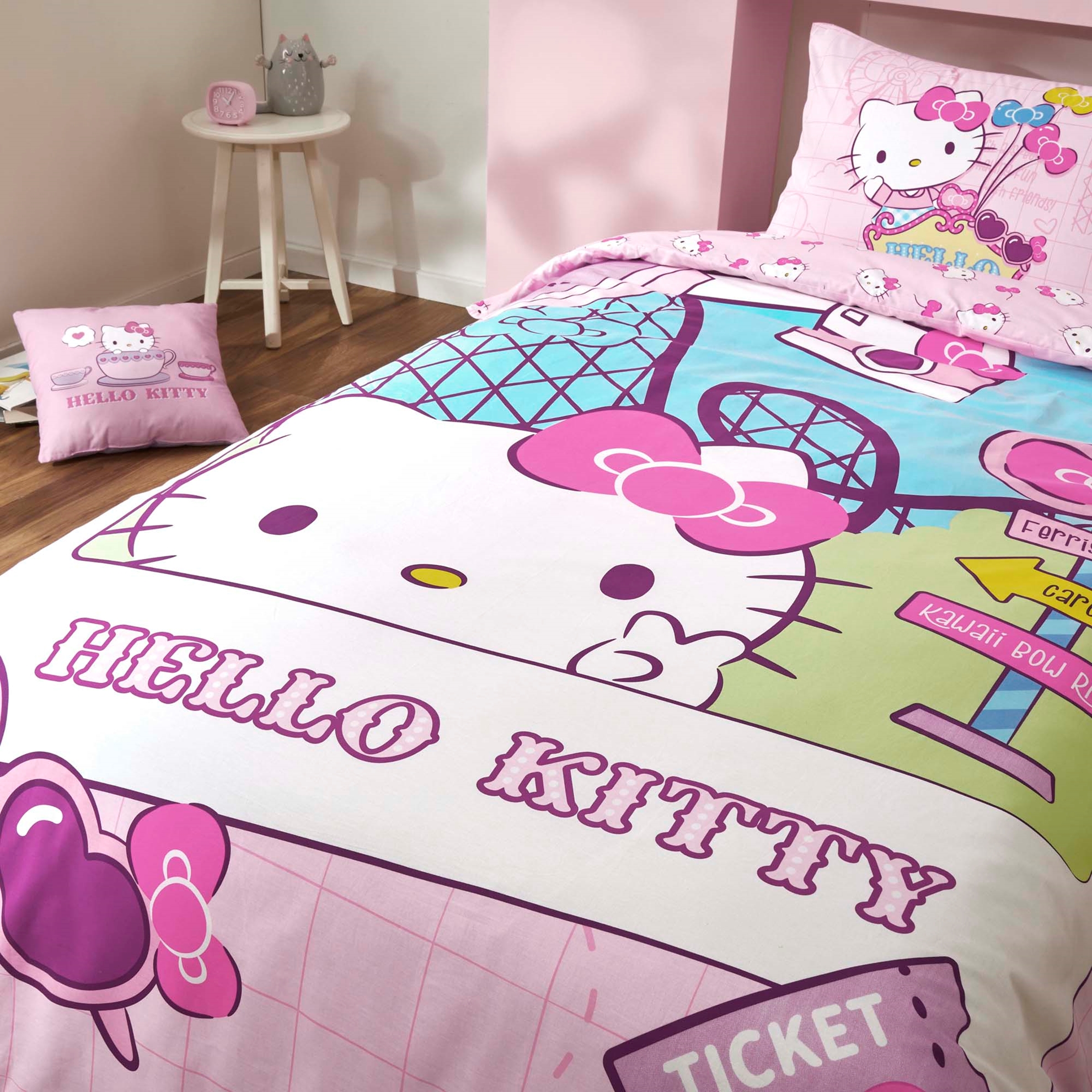 resm Taç Lisanslı Hello Kitty Travel Pamuk Tek Kişilik Nevresim Takımı