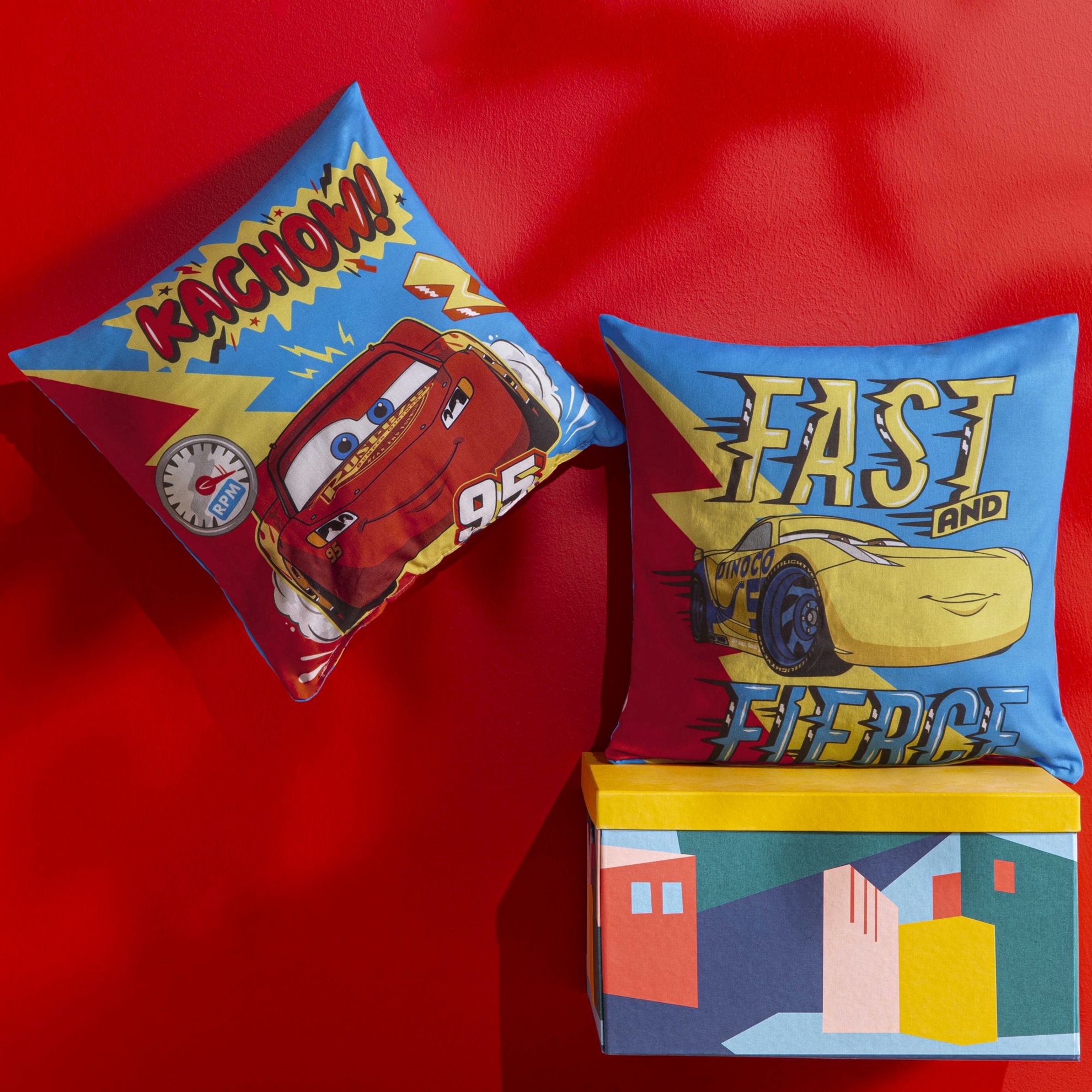 resm Disney Cars Fast Pamuk Lisanslı Kırlent