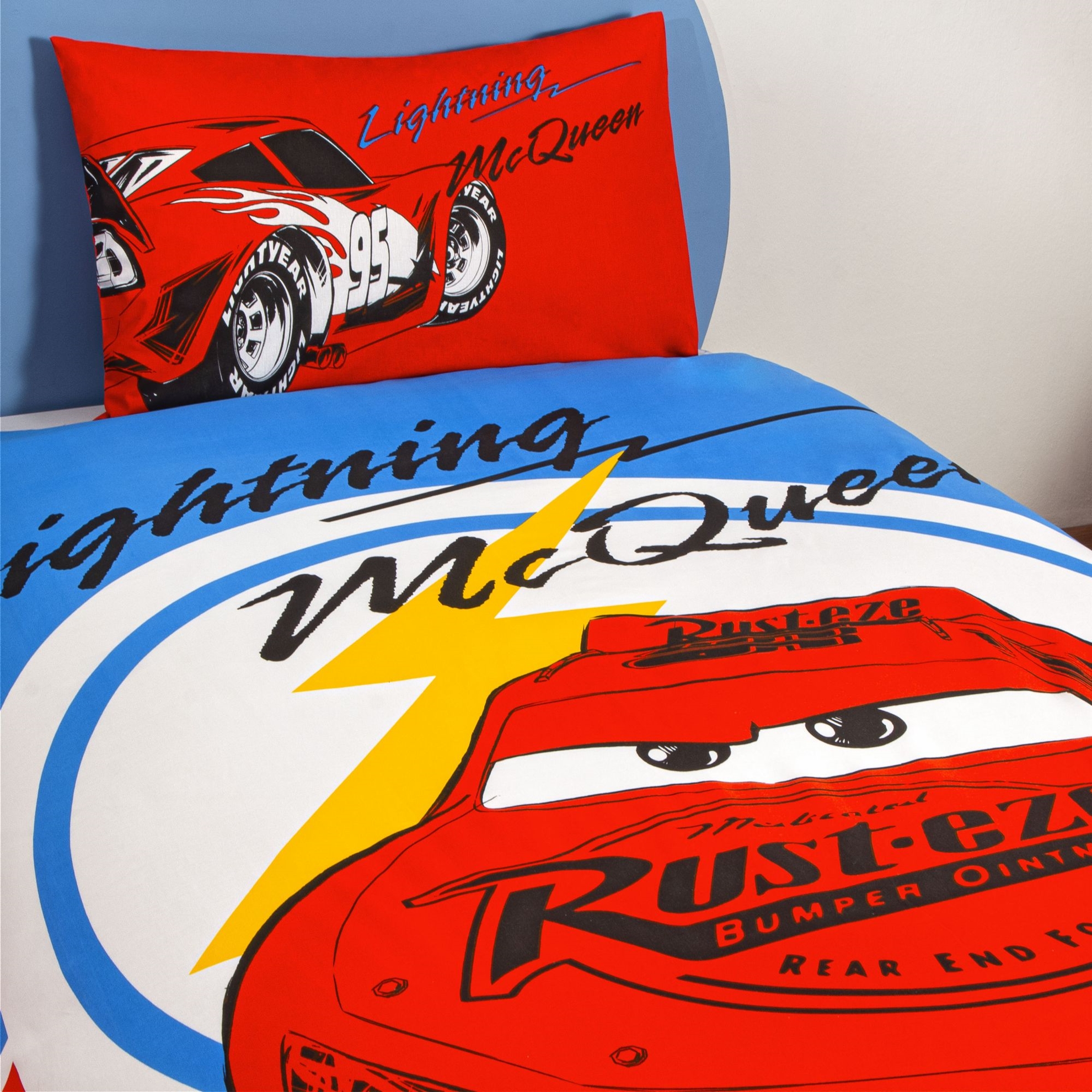resm Taç Lisanslı Disney Cars Mcqueen Tek Kişilik Pamuk Nevresim Takımı