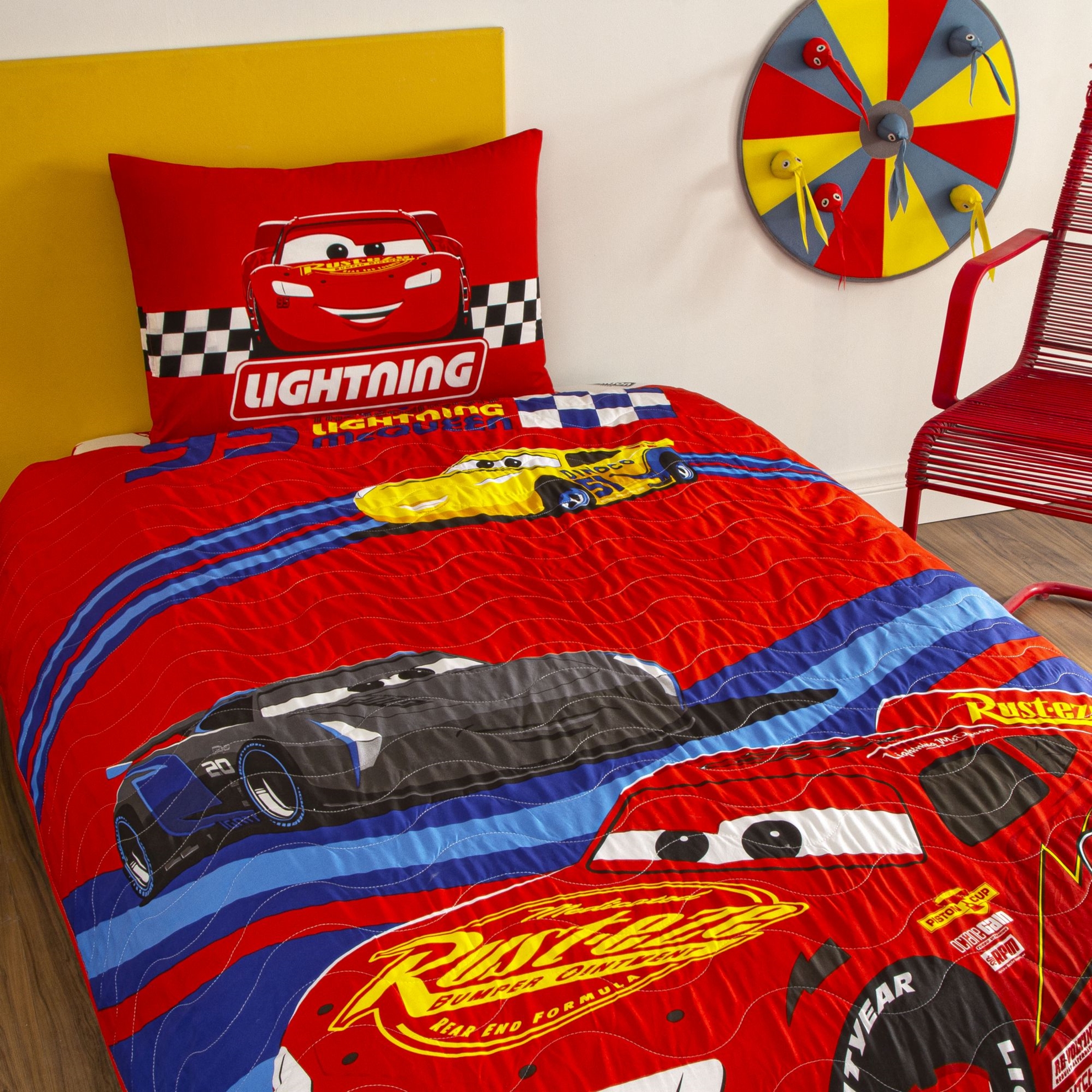 resm Taç Lisanslı Disney Cars Race Track Tek Kişilik Pamuk Complete Set