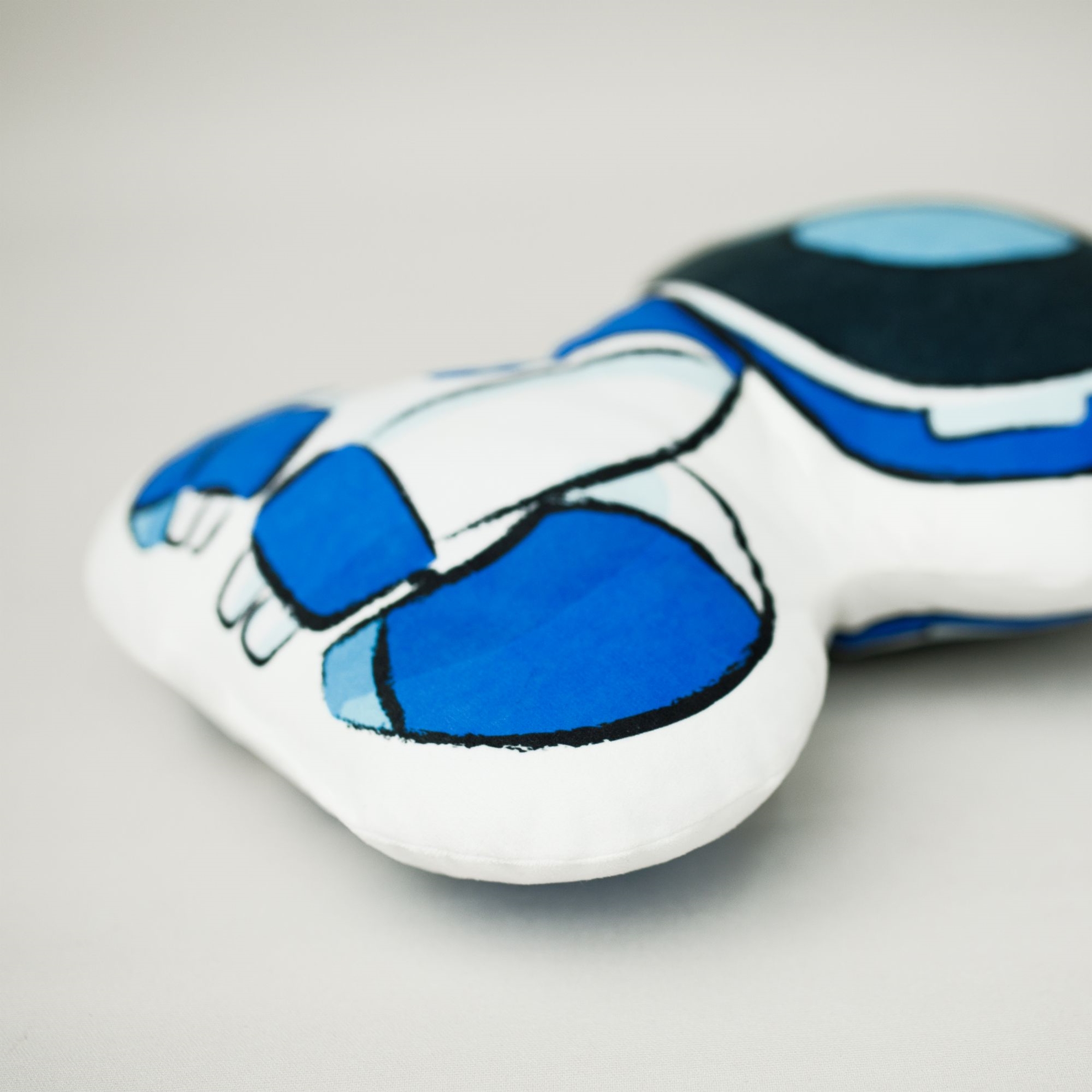 resm Lisanslı Playstation Astrobot Polyester Şekilli Kırlent