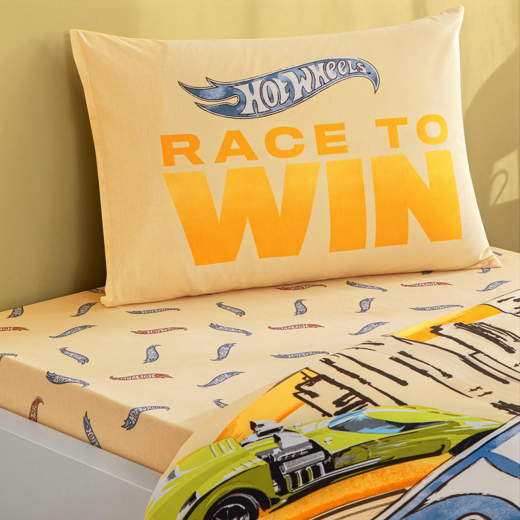 resm Taç Lisanslı Hot Wheels Winner Tek Kişilik Pamuk Nevresim Takımı