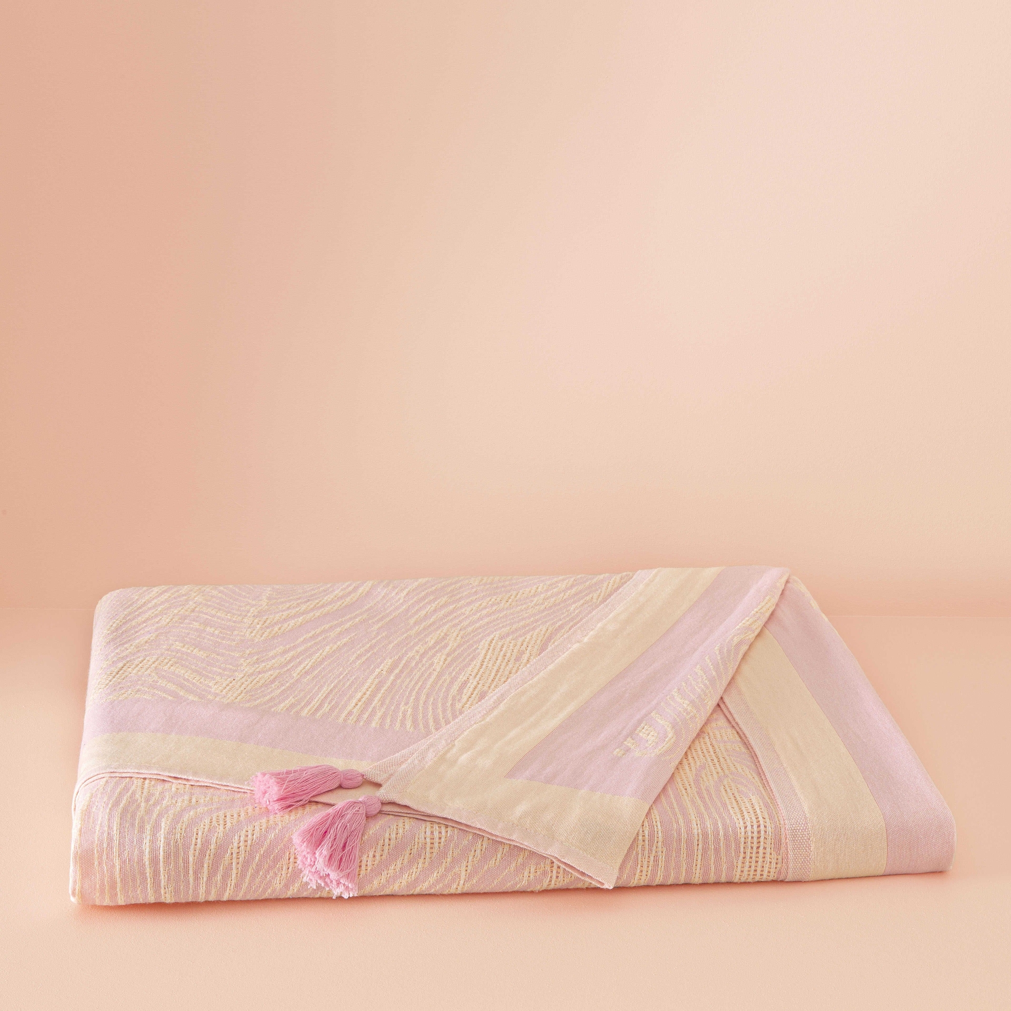 resm Taç Butik Alaçatı Throw Pembe
