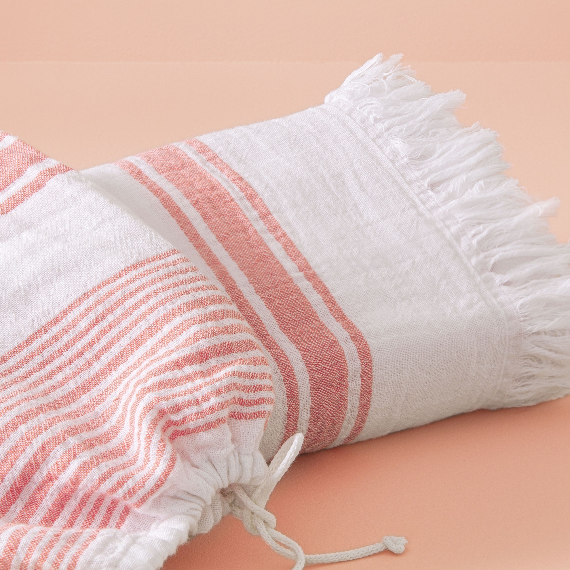 resm Taç Butik Pamuk Alaçatı Keseli Peştamal Nar Çiçeği