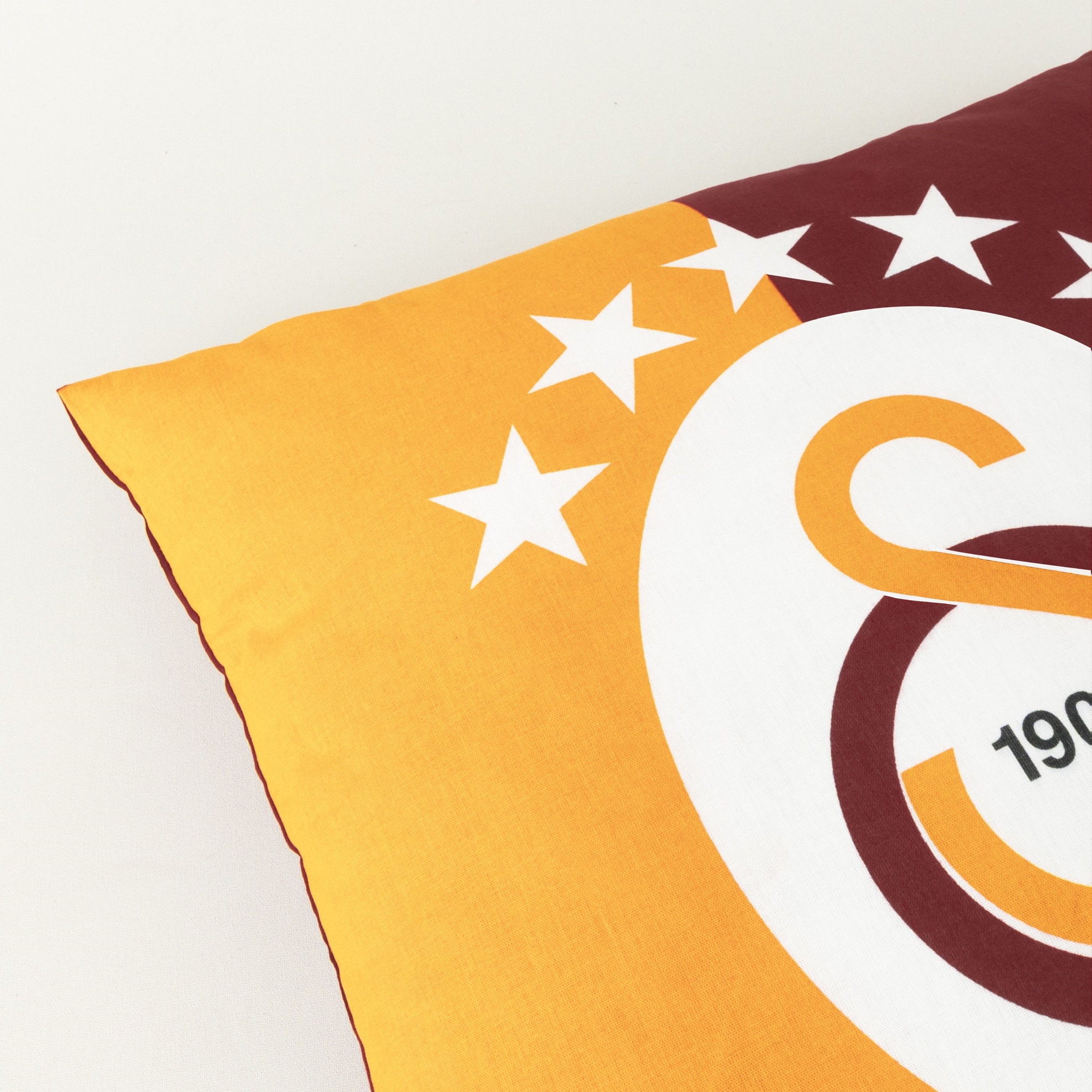 resm Taç Lisanslı 5.Yıldız Galatasaray 40x40 Kırlent