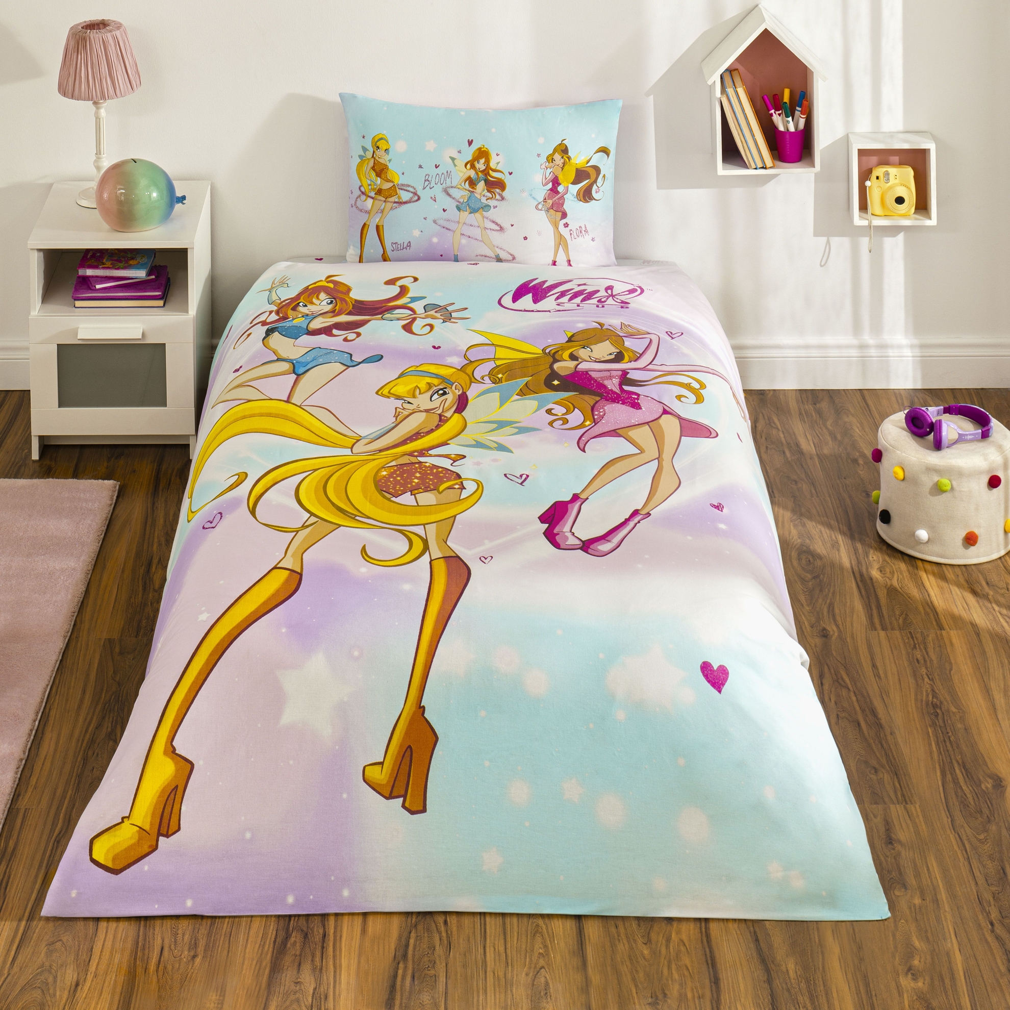 resm Taç Lisanslı Winx Magic Tek Kişilik Pamuk Nevresim Takımı