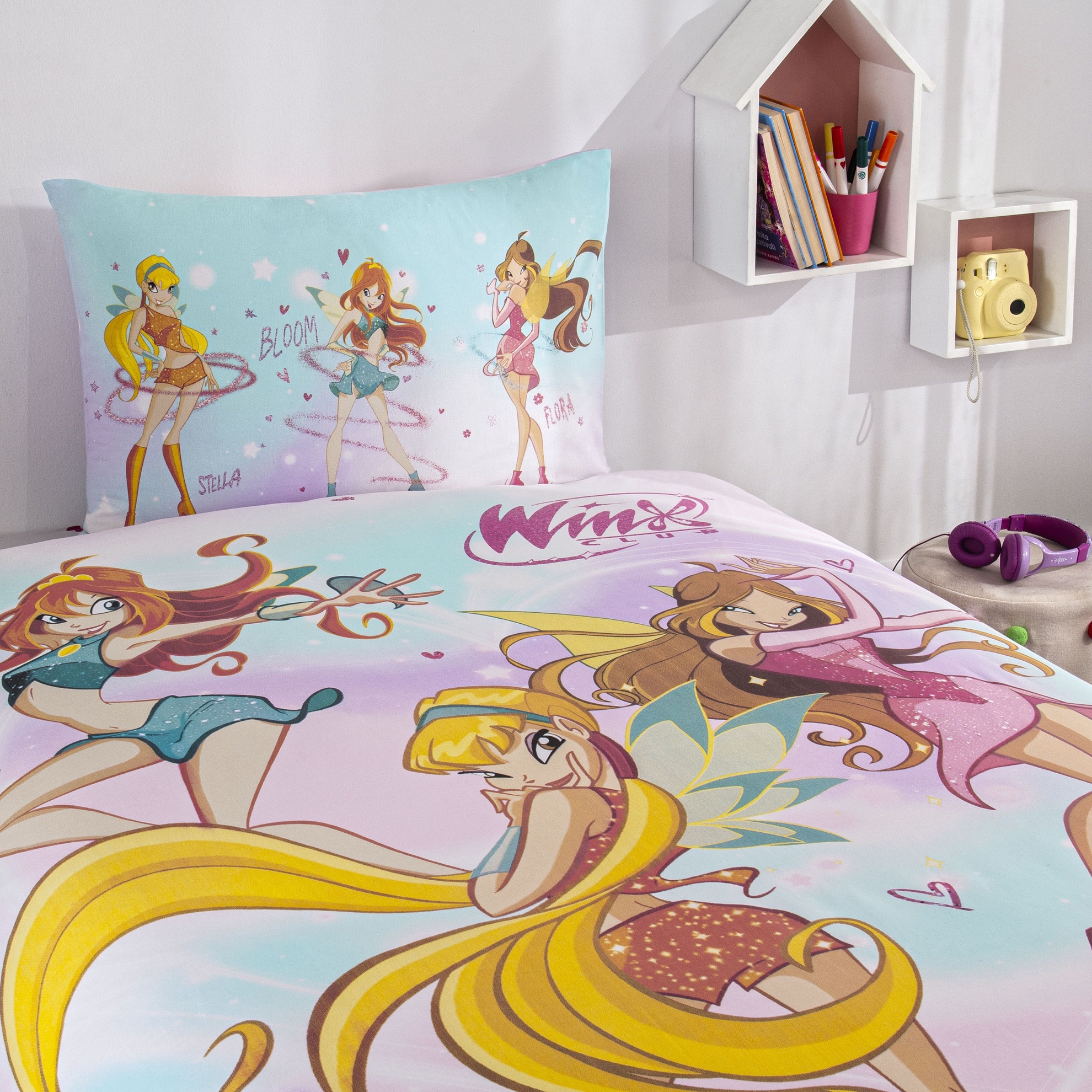 resm Taç Lisanslı Winx Magic Tek Kişilik Pamuk Nevresim Takımı