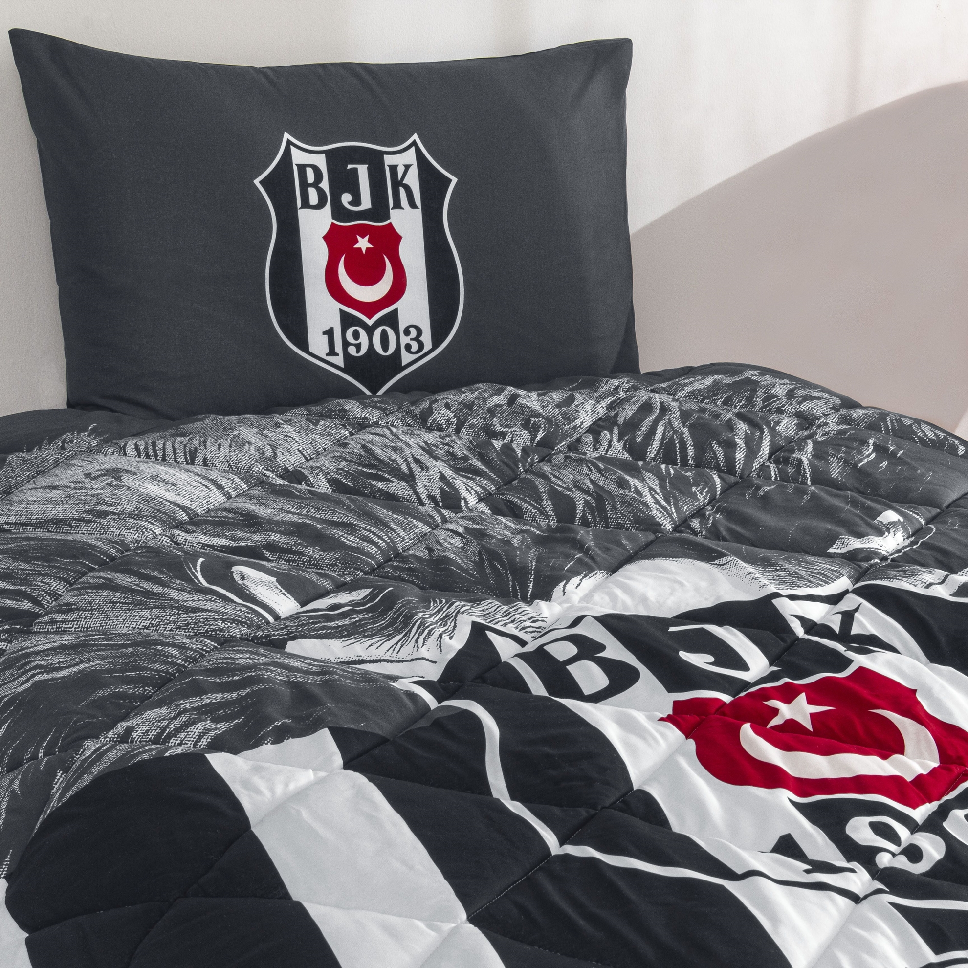 resm Lisanslı Bjk Şanslı Kartal Yorgan Seti Tek Kişilik