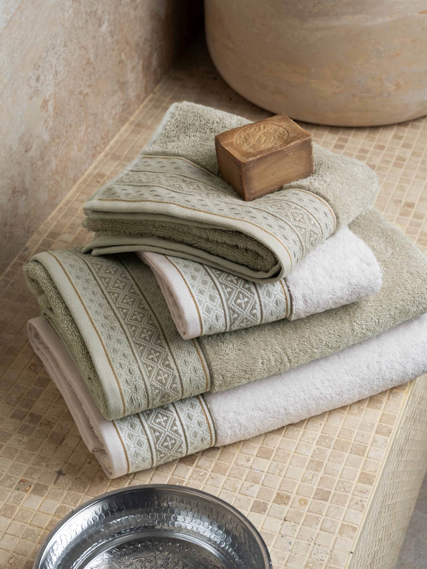 resm Taç Ethna Pure Cotton Pamuk Hamam Seti Ekru Taş