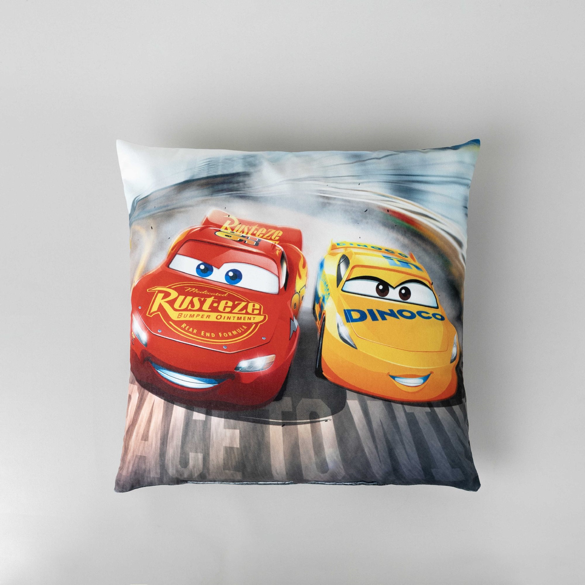 resm Lisanslı Disney Cars Team 40x40 cm Kılent
