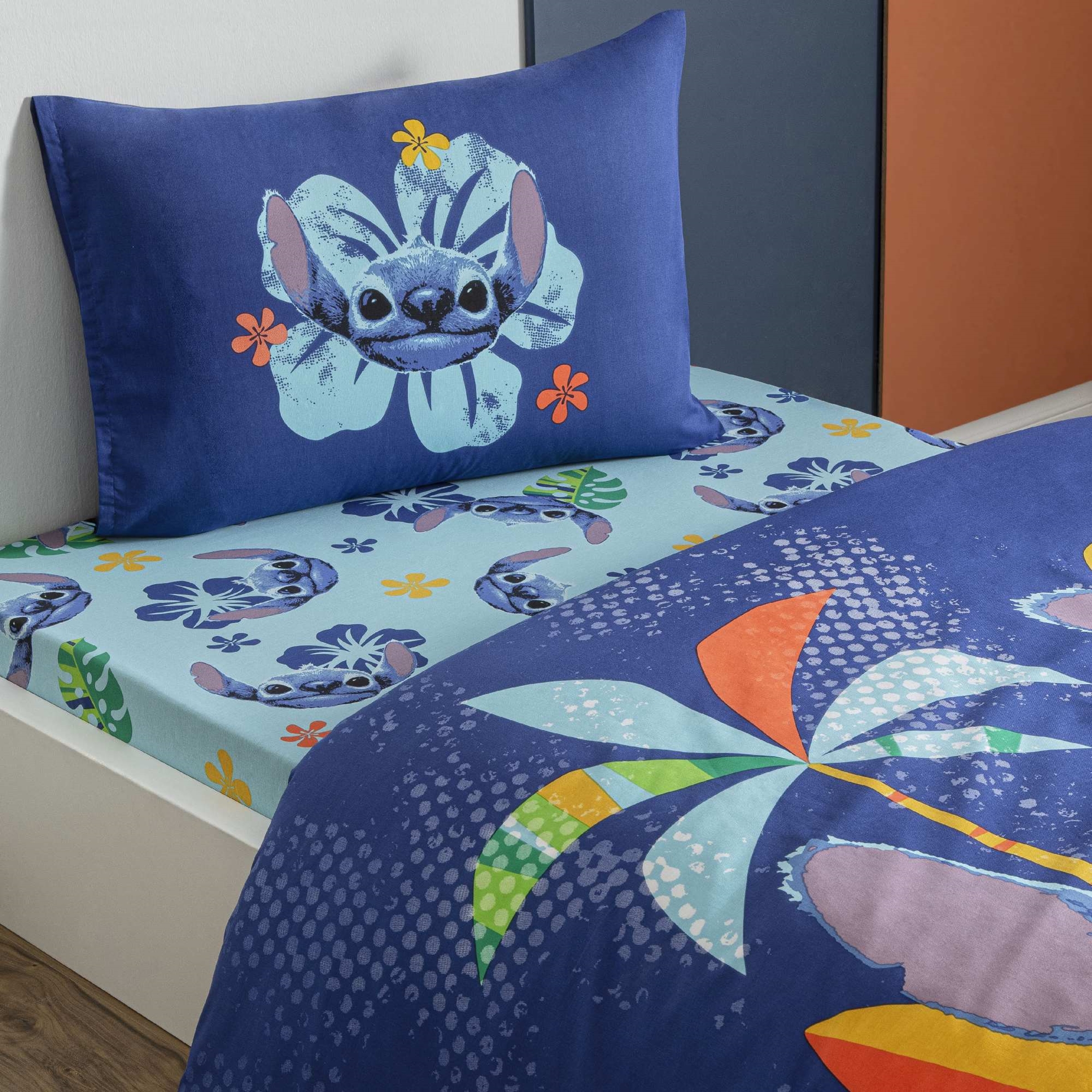resm Taç Lisanslı Disney Stitch Aloha Tek Kişilik Pamuk Nevresim Takımı 120