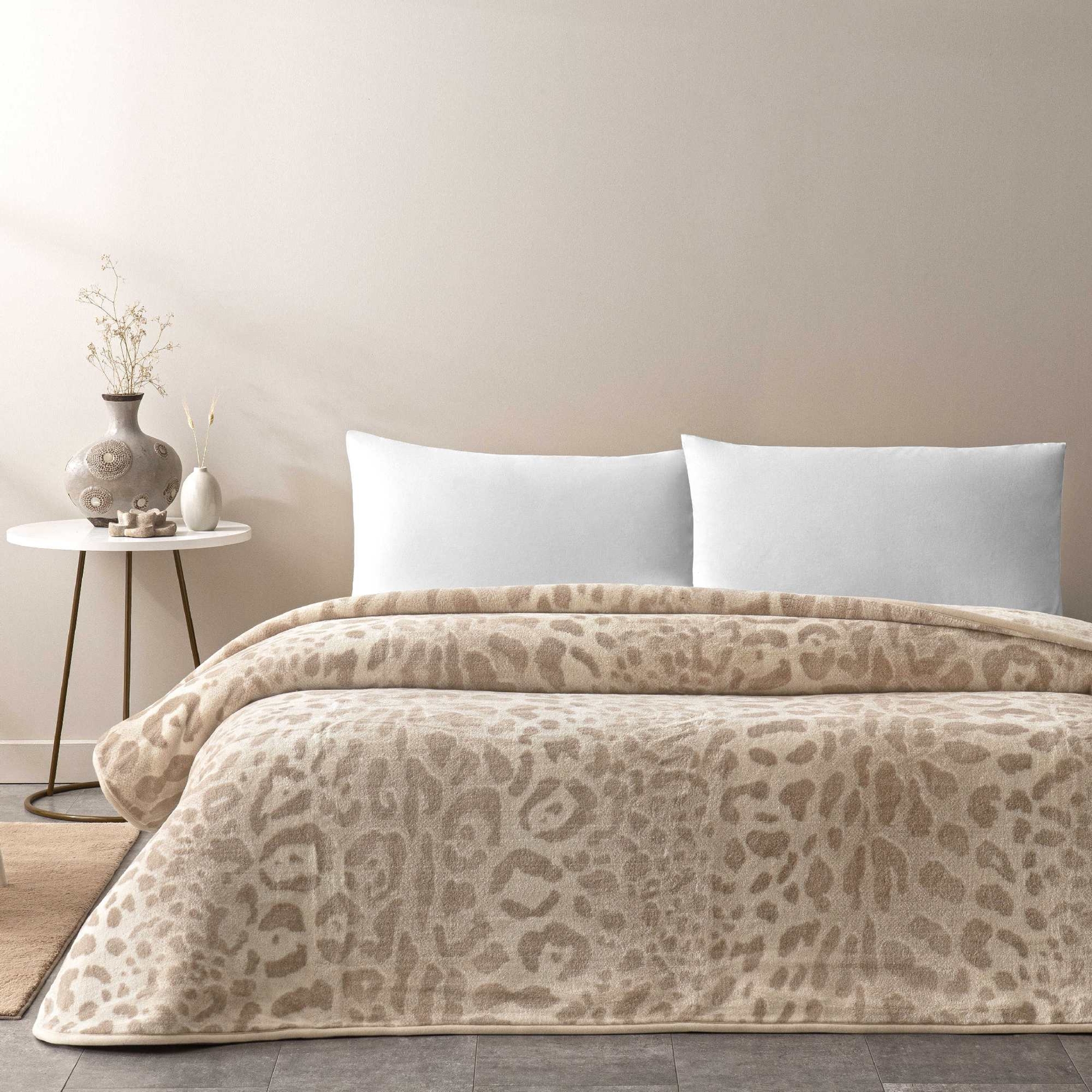 resm Taç Merlot Çift Kişilik Battaniye Kahverengi