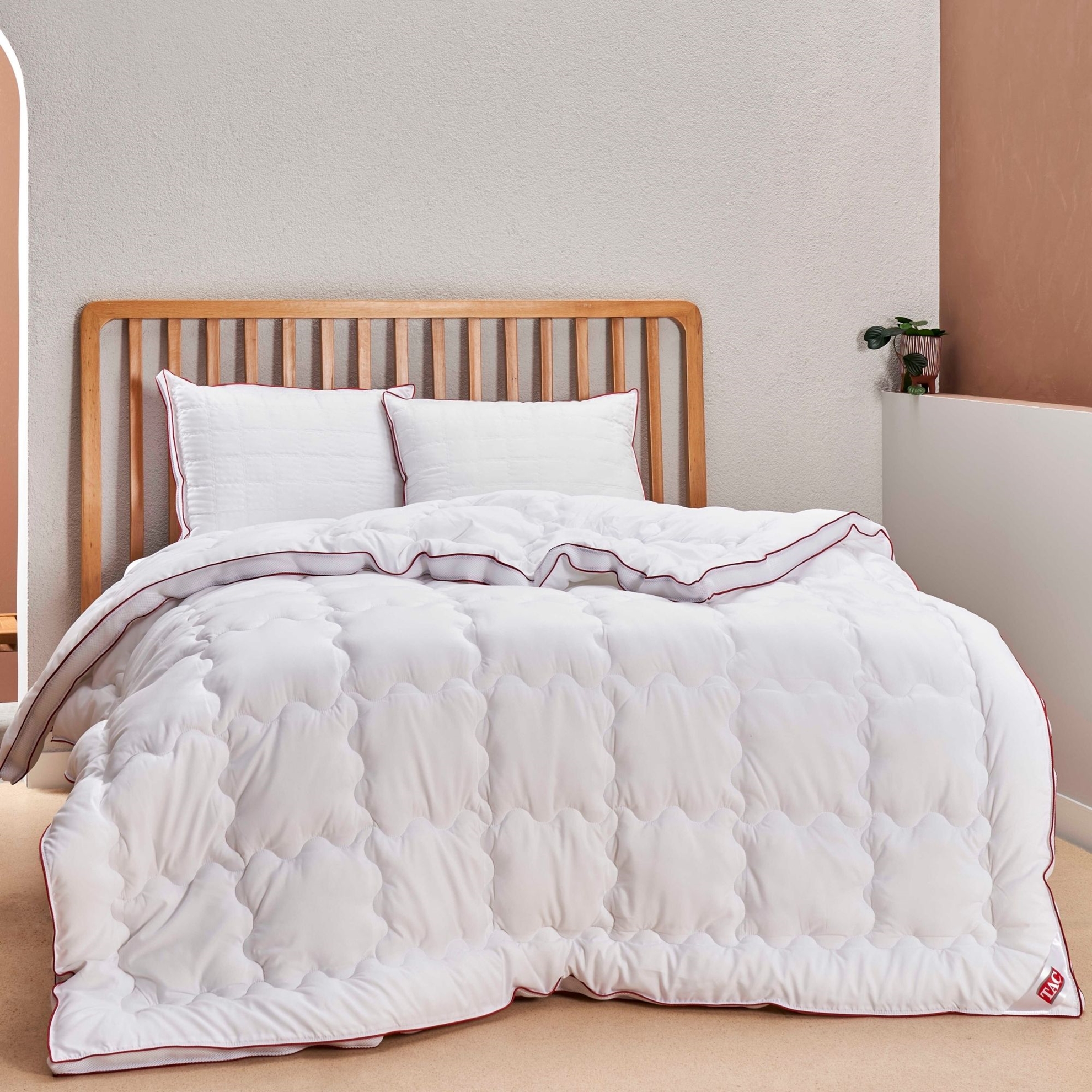 resm Taç Balance Mikrojel Çift Kişilik Yorgan Beyaz