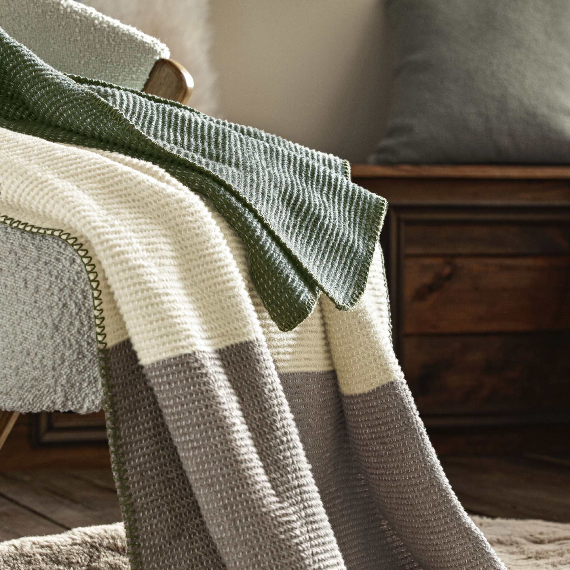 resm Taç ButikPatagonya Pamuklu Çift Kişilik Battaniye Kahverengi