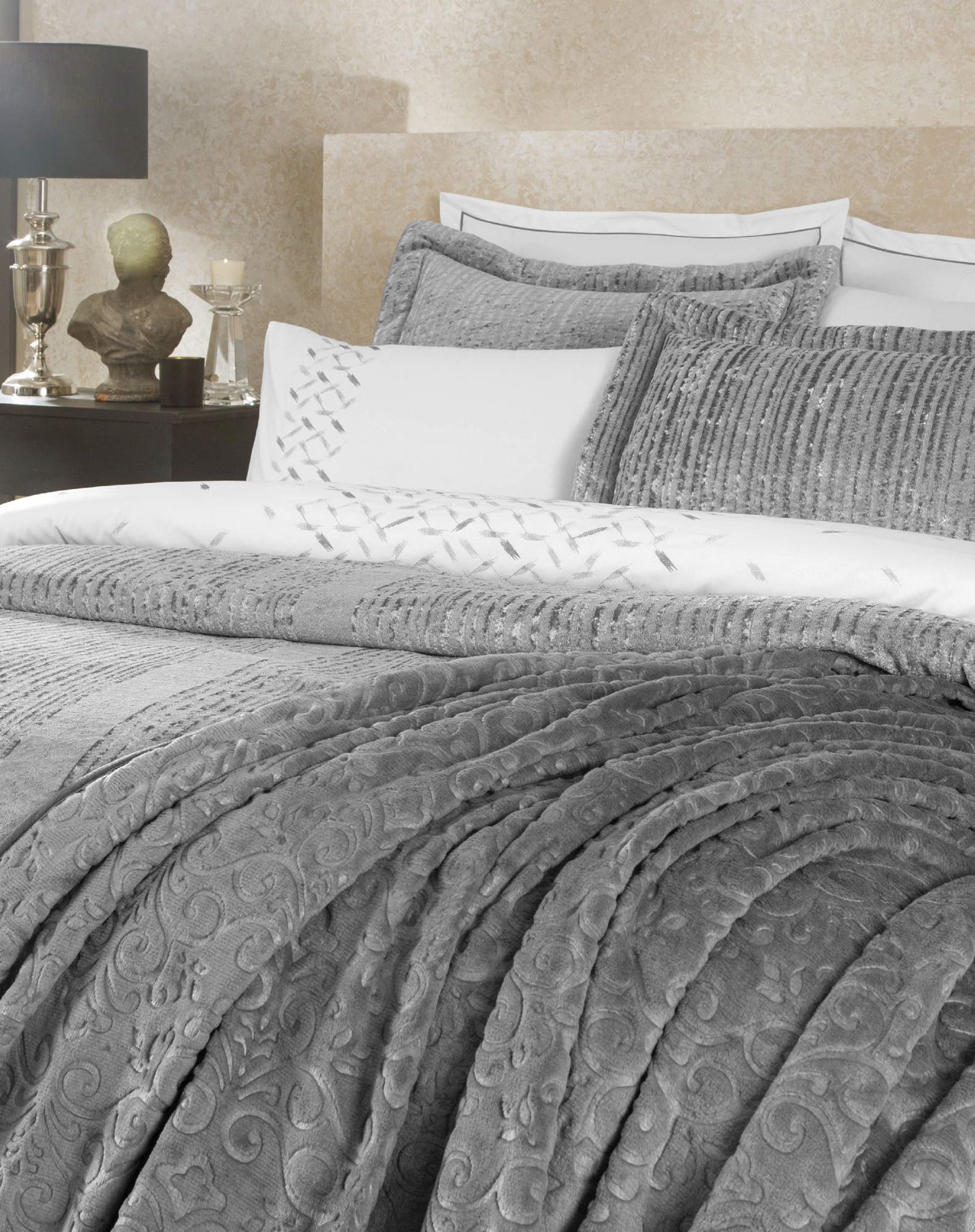 resm Taç Sirius Abiye Çeyiz Seti Gri