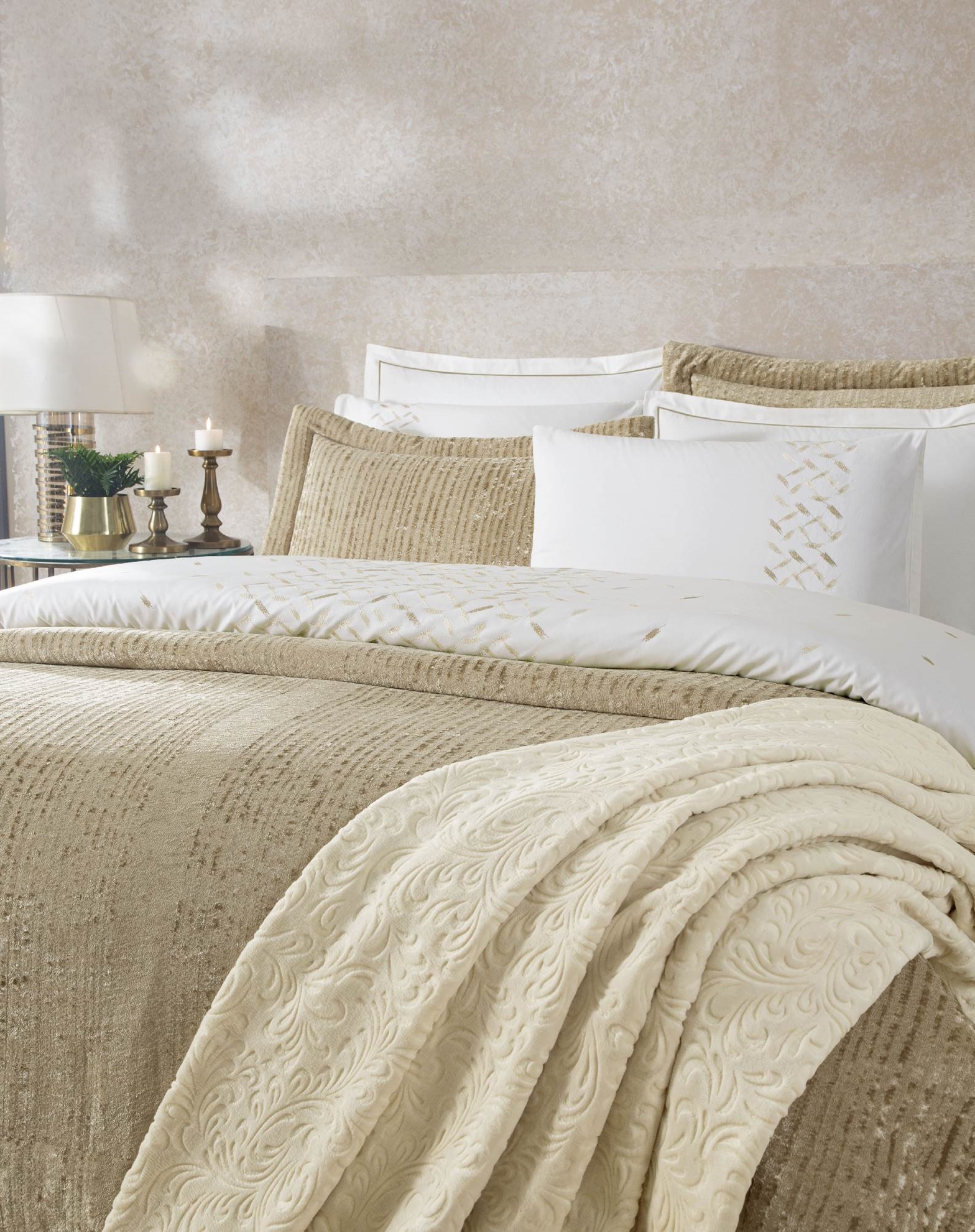 resm Taç Sirius Abiye Çeyiz Seti Vizon