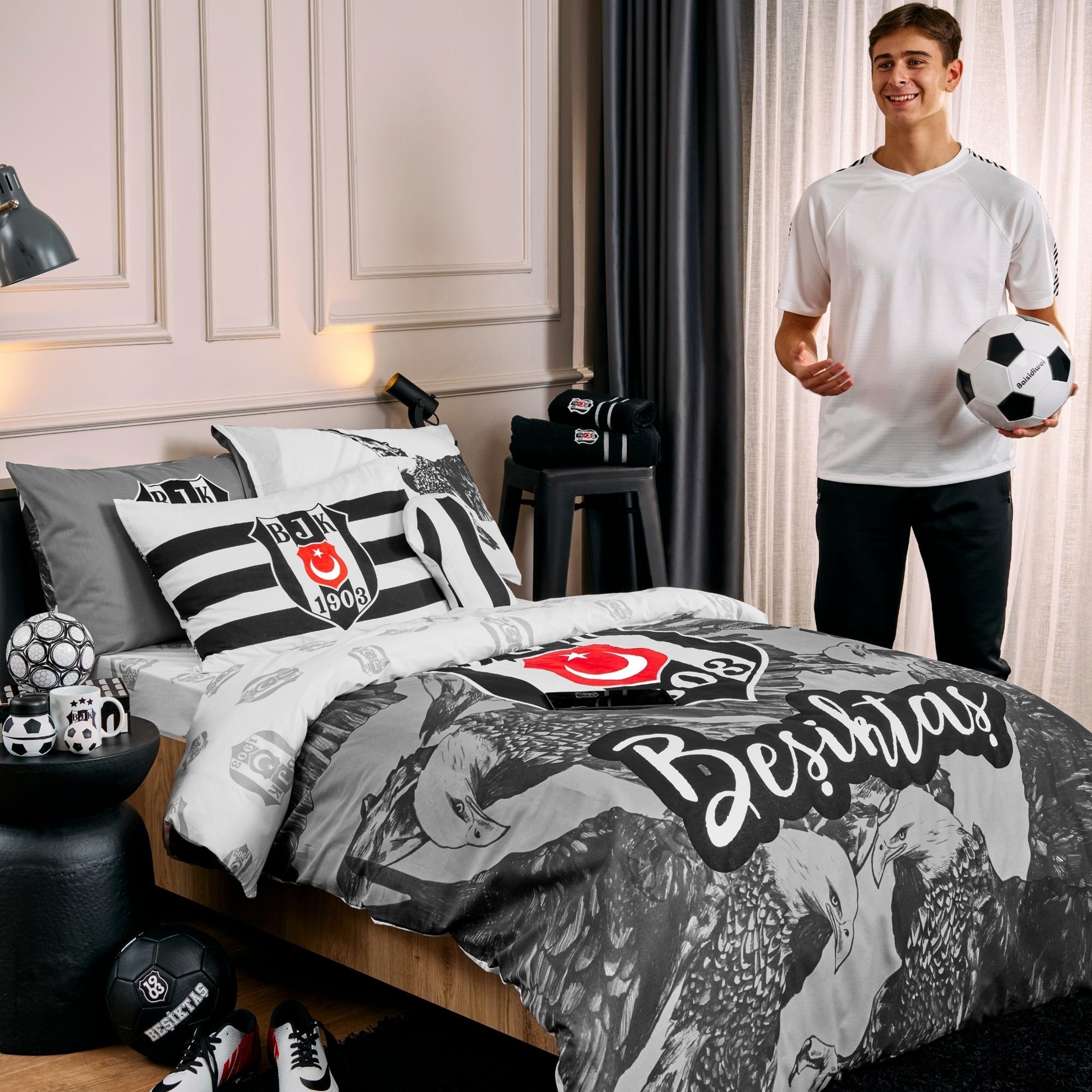 resm Taç Lisanslı Beşiktaş Kartal Tek Kişilik Pamuk Nevresim Takımı