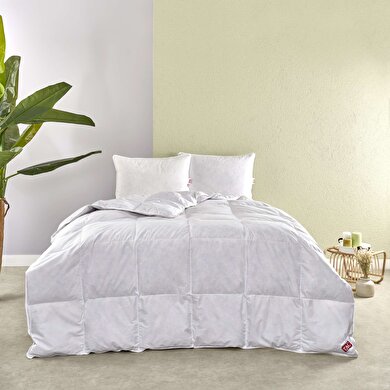 resm Taç Glamour Çift Kişilik Yorgan Beyaz