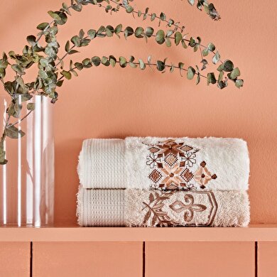 resm Taç Palace Bambu 4'lü Aile Bornoz Seti Ekru