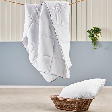 resm Taç Relax Elyaf Çift Kişilik Yorgan Beyaz