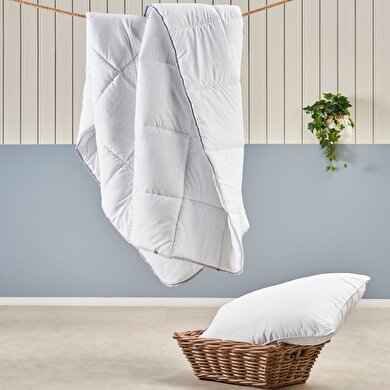 resm Taç Relax Elyaf King Size Yorgan Beyaz