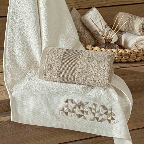 Resim Taç Lume 6'lı Pamuk Havlu Seti Krem Camel