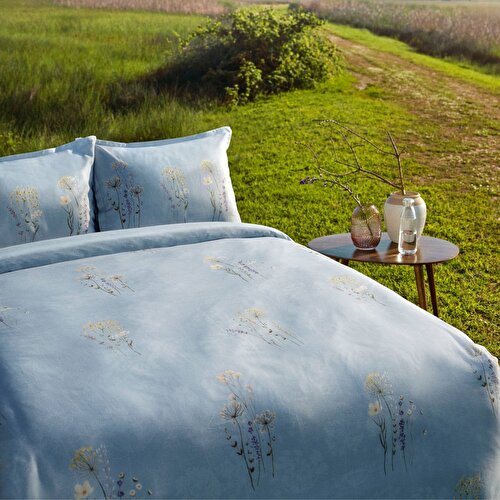 Detayları Göster Taç Reborn Lillian Organik Saten Çift Kişilik Nevresim Takımı Mavi Resim Taç Reborn Lillian Organik Saten Çift Kişilik Nevresim Takımı Mavi