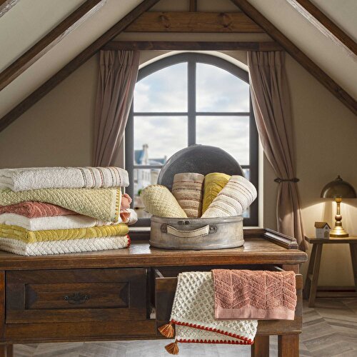 Resim Taç Butik Brüj Pamuk Banyo Havlusu Ekru 70x140